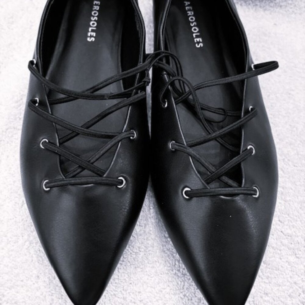 Aerosoles black pointed toe slip on flats NWOT Size 8